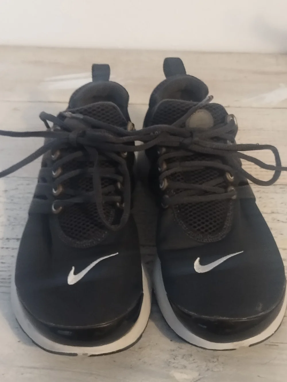 Nike Air Presto (GS) Youth's Size 7Y Running Shoes Black please look at the pict